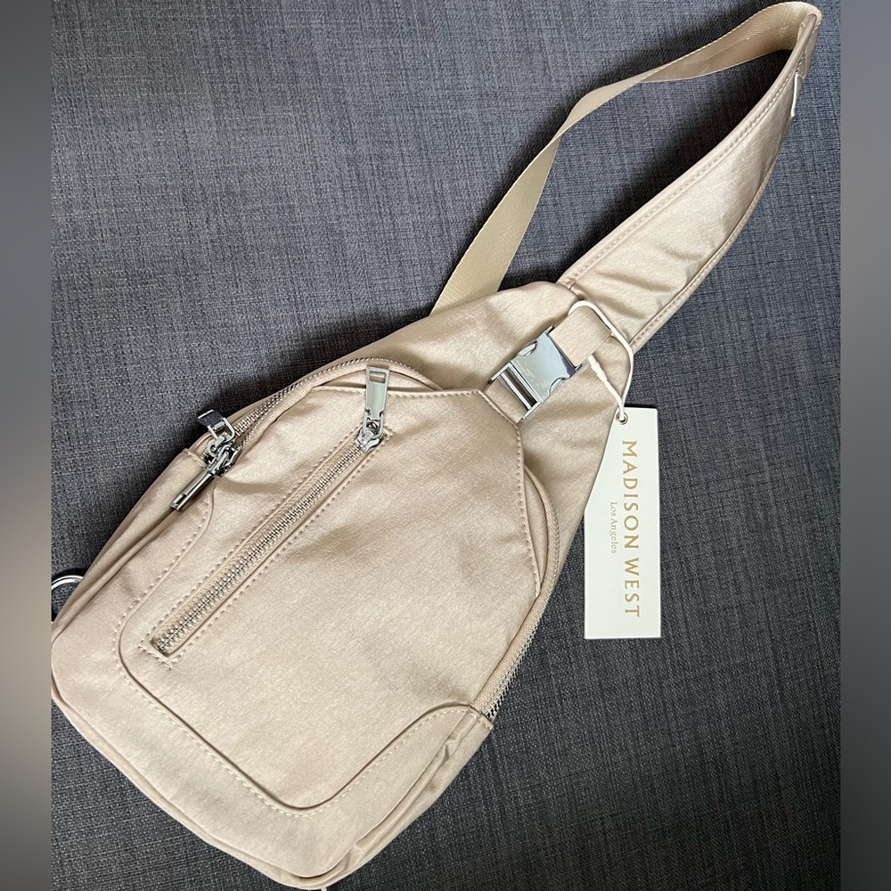 NWT MADISON WEST SLING SHOULDER BAG